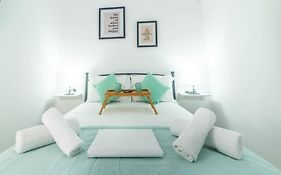 Modern Apartment Close To The City Center